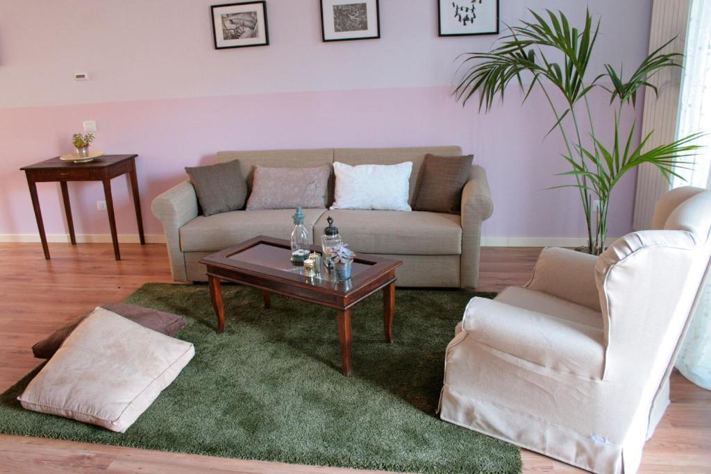 Trezzo Tinella B&B Mario & Mario חדר תמונה