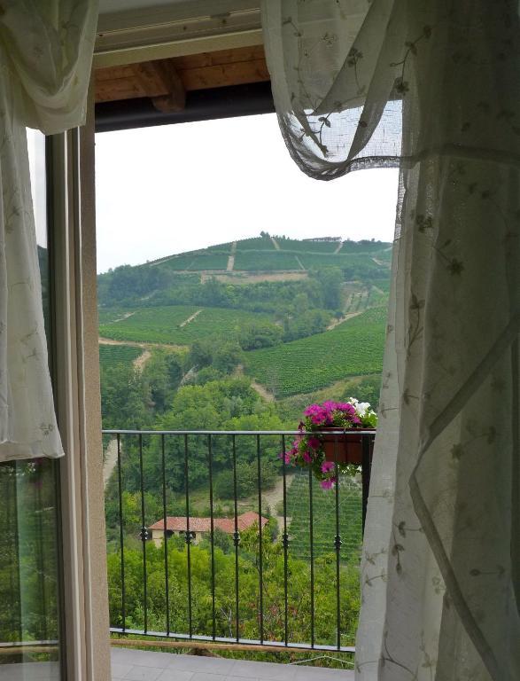 Trezzo Tinella B&B Mario & Mario מראה חיצוני תמונה