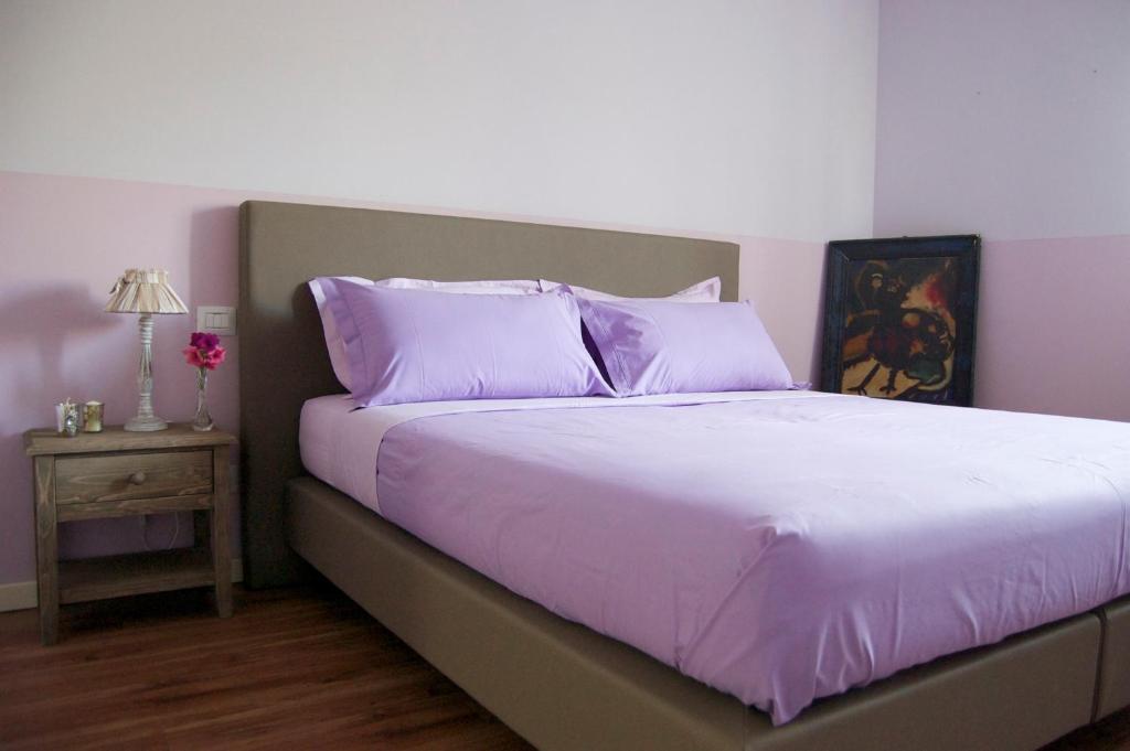 Trezzo Tinella B&B Mario & Mario חדר תמונה