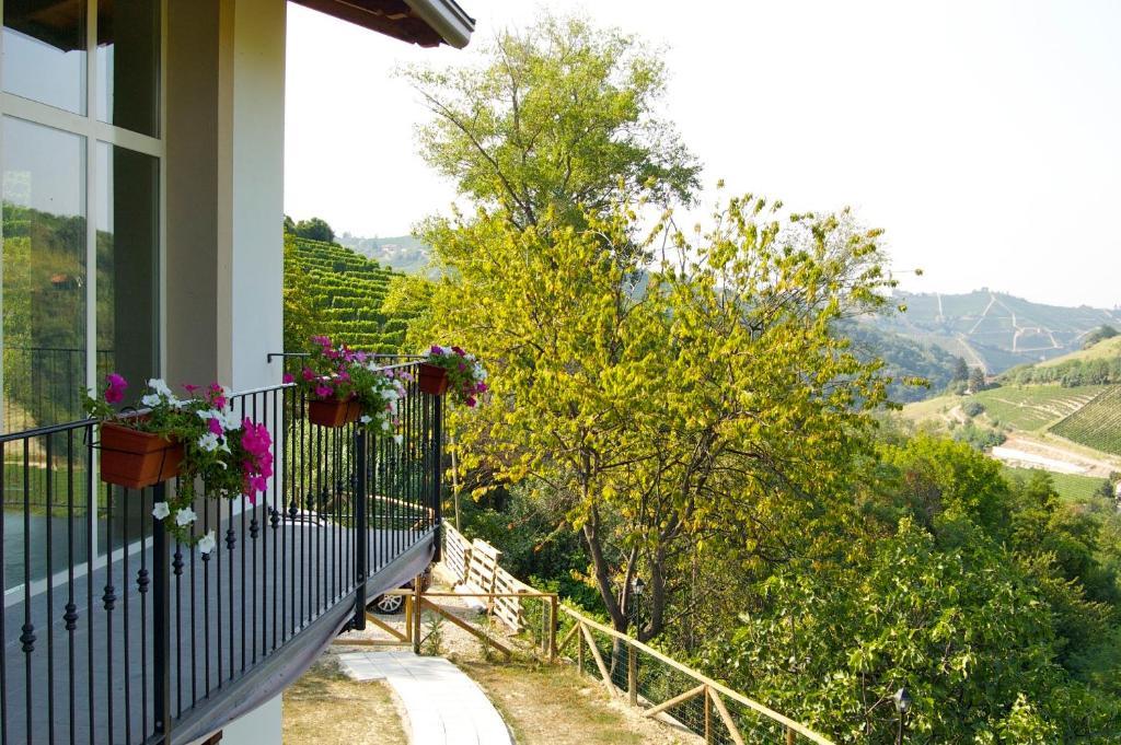 Trezzo Tinella B&B Mario & Mario חדר תמונה